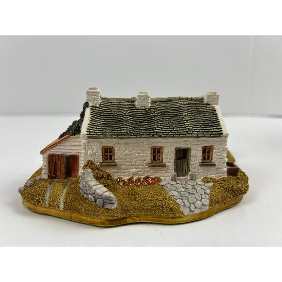 Lilliput Lane Hegarty’s Home 1989 Irish Collection Cottage w Box & Booklet - Picture 2 of 14